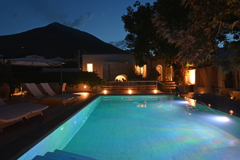 Il Gabbiano Relais In Stromboli Aparthotel Luaran gambar