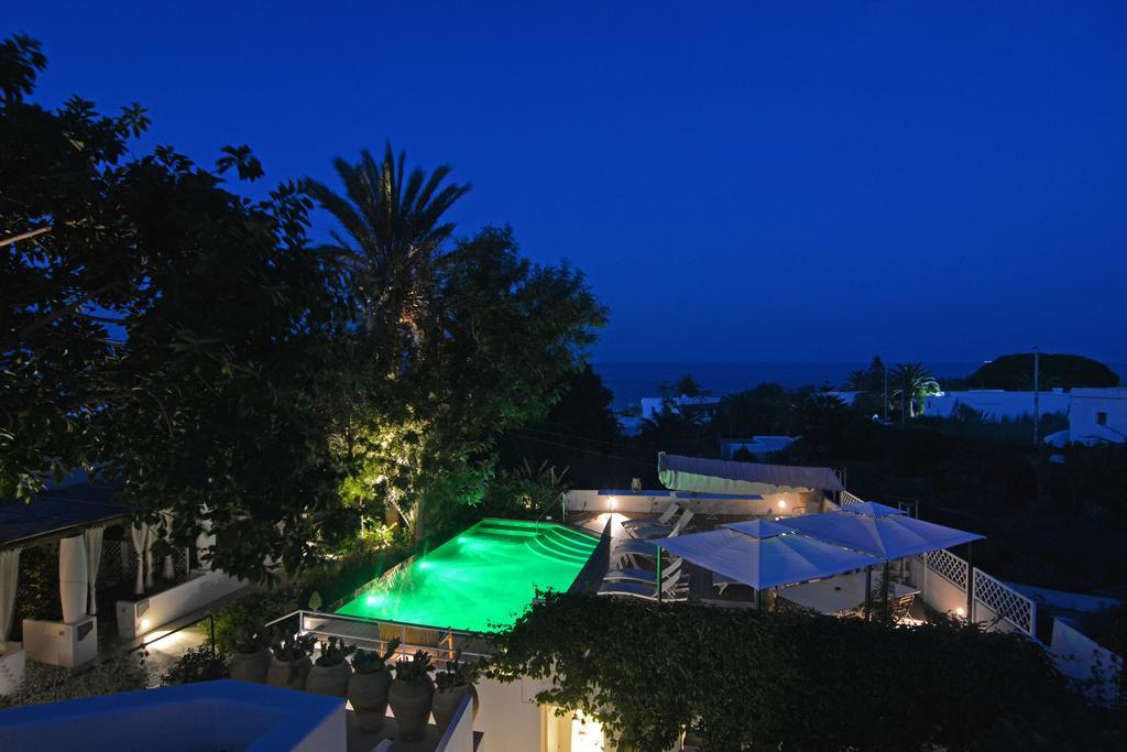 Il Gabbiano Relais In Stromboli Aparthotel Luaran gambar