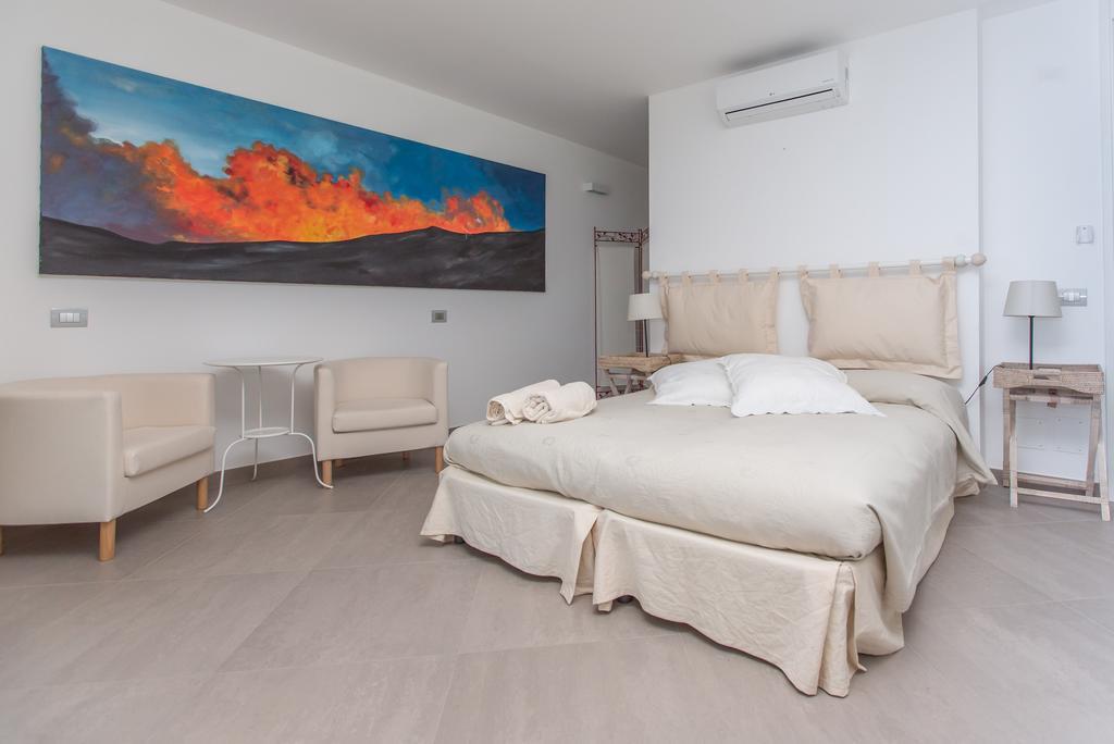 Il Gabbiano Relais In Stromboli Aparthotel Bilik gambar
