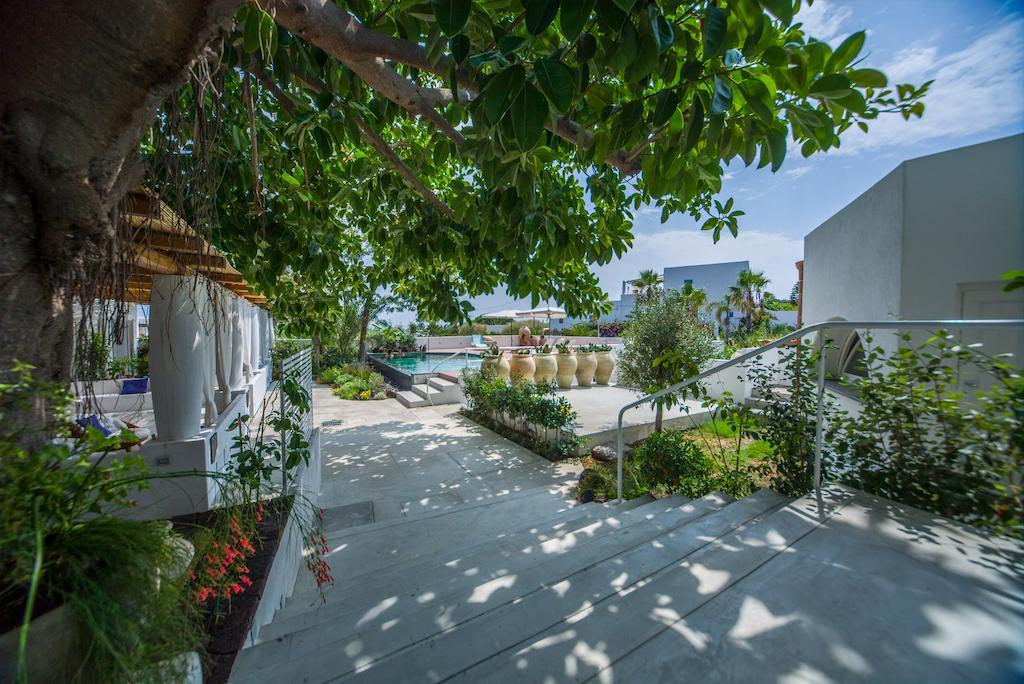 Il Gabbiano Relais In Stromboli Aparthotel Luaran gambar