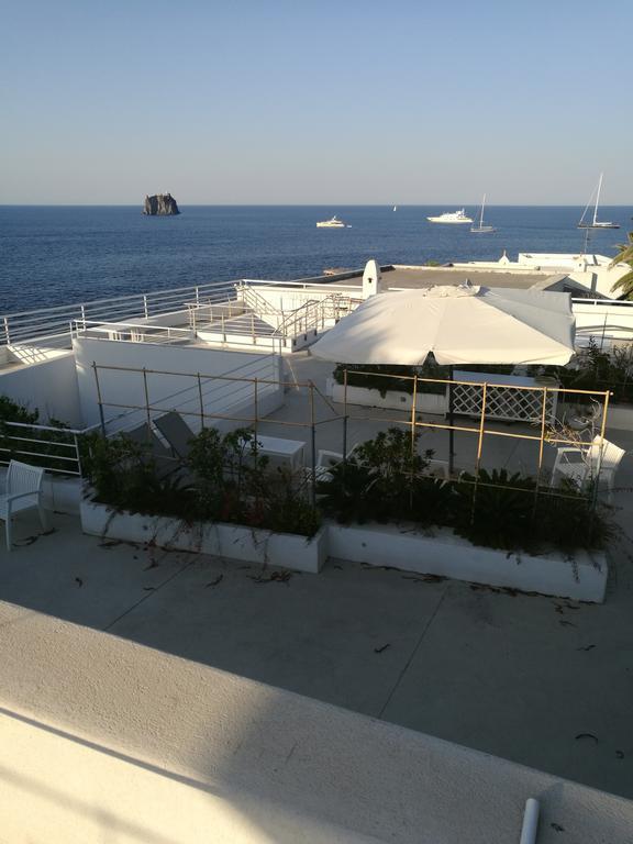 Il Gabbiano Relais In Stromboli Aparthotel Luaran gambar