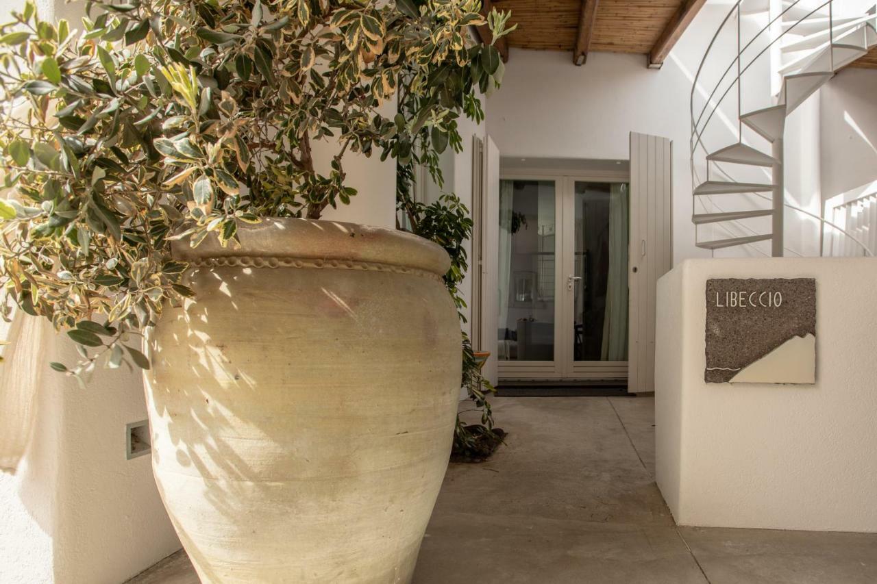 Il Gabbiano Relais In Stromboli Aparthotel Luaran gambar