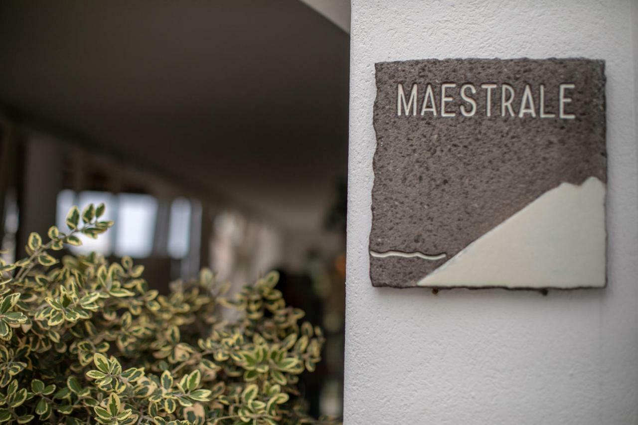 Il Gabbiano Relais In Stromboli Aparthotel Luaran gambar
